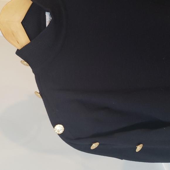 Vintage Outlander black sweater gold buttons, great condition, sz M - Picture 2 of 11